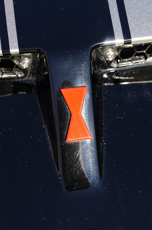 410993883_rBHmm-XL.jpg