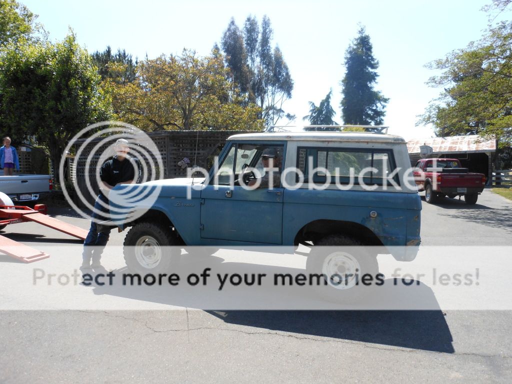 1966Bronco014.jpg