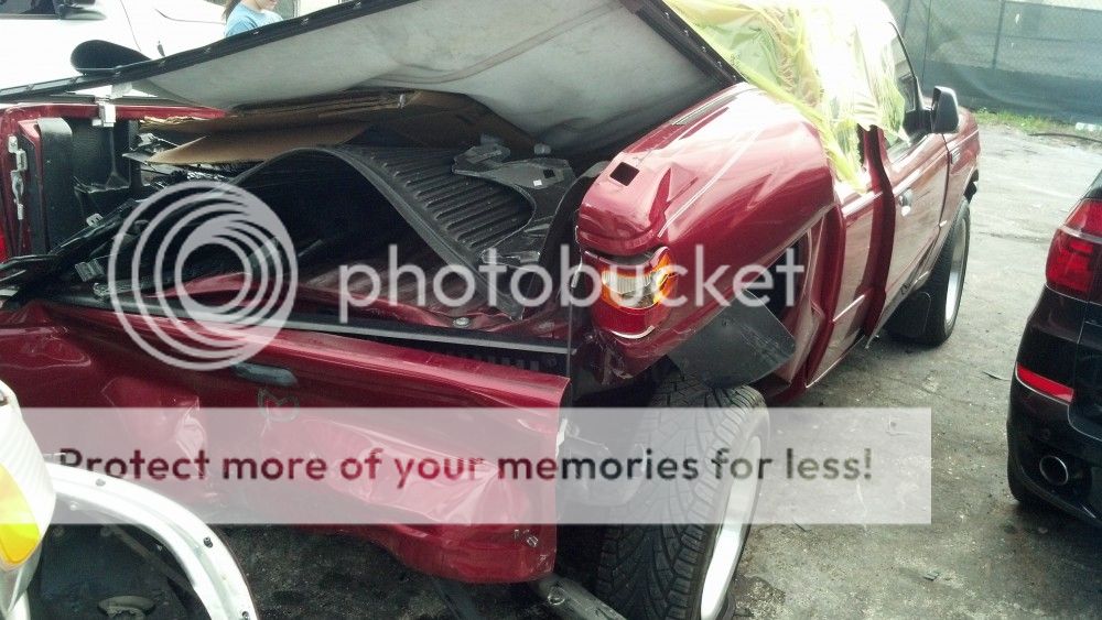 Crash4_zpsb11e4e67.jpg