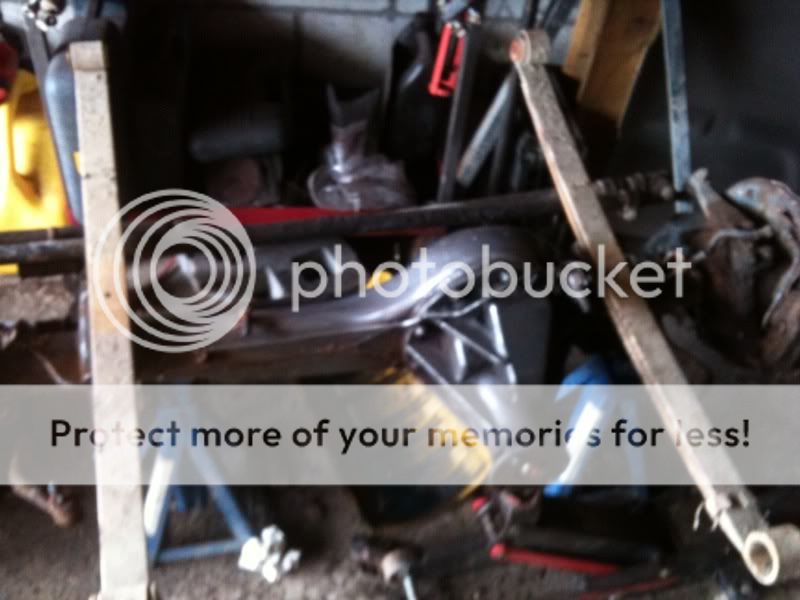 axlewithsprings.jpg