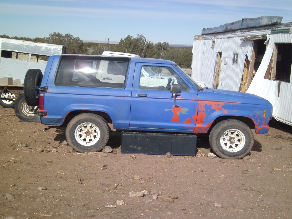 1984FordBronco24x42.jpg