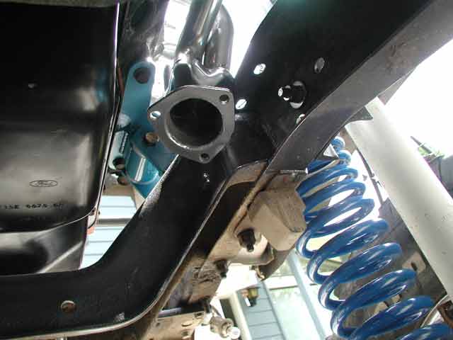Bushing style engine mounts