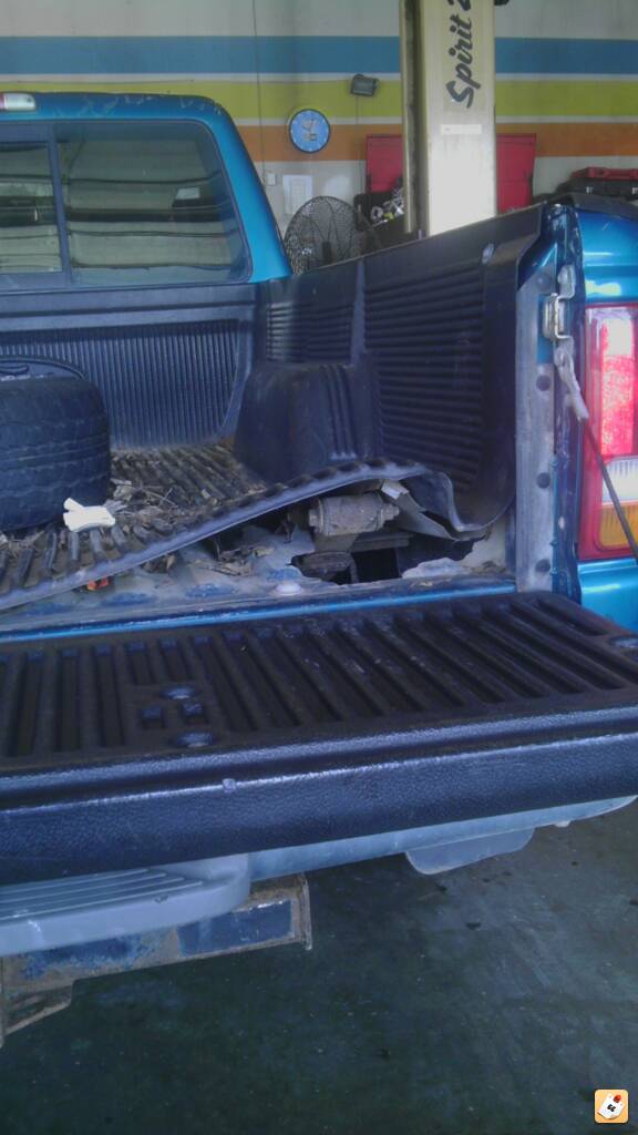 Broken rear shackle