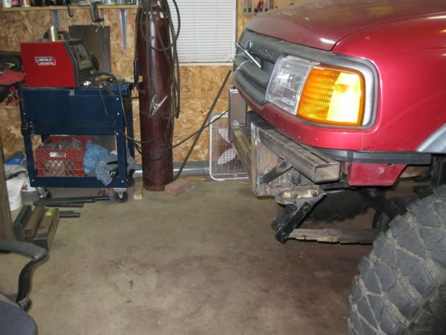 Midfrontbumper004.jpg