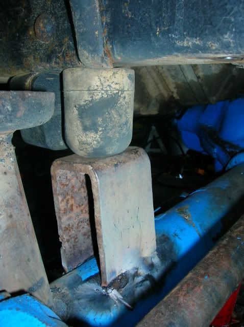 lowerfrontcoilbrkts047.jpg