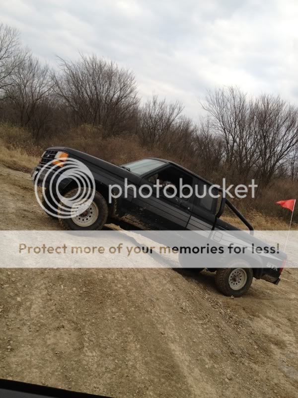 Offroading with some buddies... NOT 56K FRIENDLY!!!