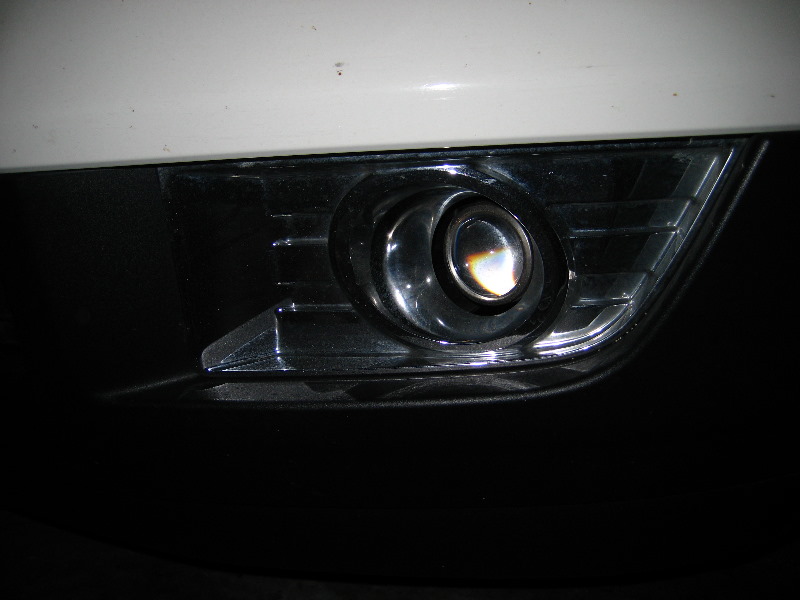 Ford-Edge-Fog-Light-Bulb-Replacement-Guide-001.JPG