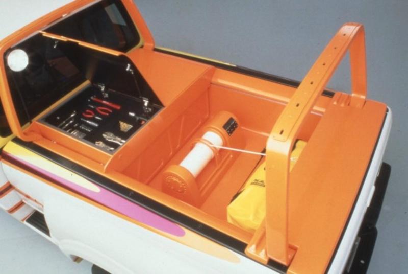 Ford Sky Ranger bed with an auto feed towing/launching winch