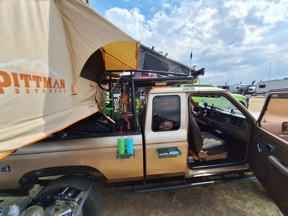 Passenger side shot of Rick Gonzalez 'El Vieho' Ford Ranger.