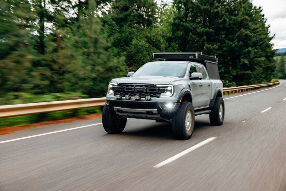 Ford Ranger Raptor on 37-inch tires