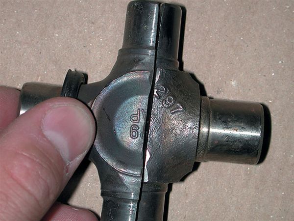 The left half is a 760x u-joint – the right half is the old 297x u-joint