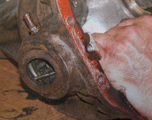 Removing Dana 35 Axle Support Bearing