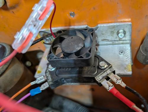 12V cooling fan installed