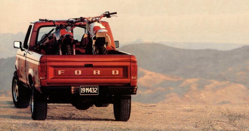 Ford Ranger hauling dirt bikes