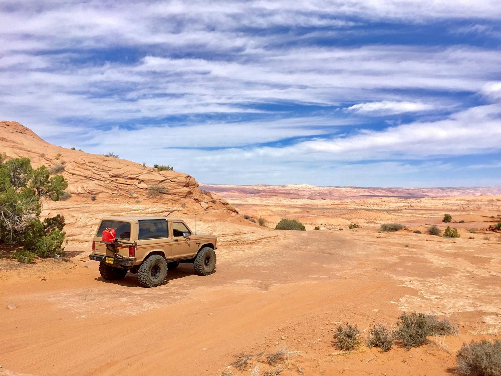 El Chingon Bronco II in the desert