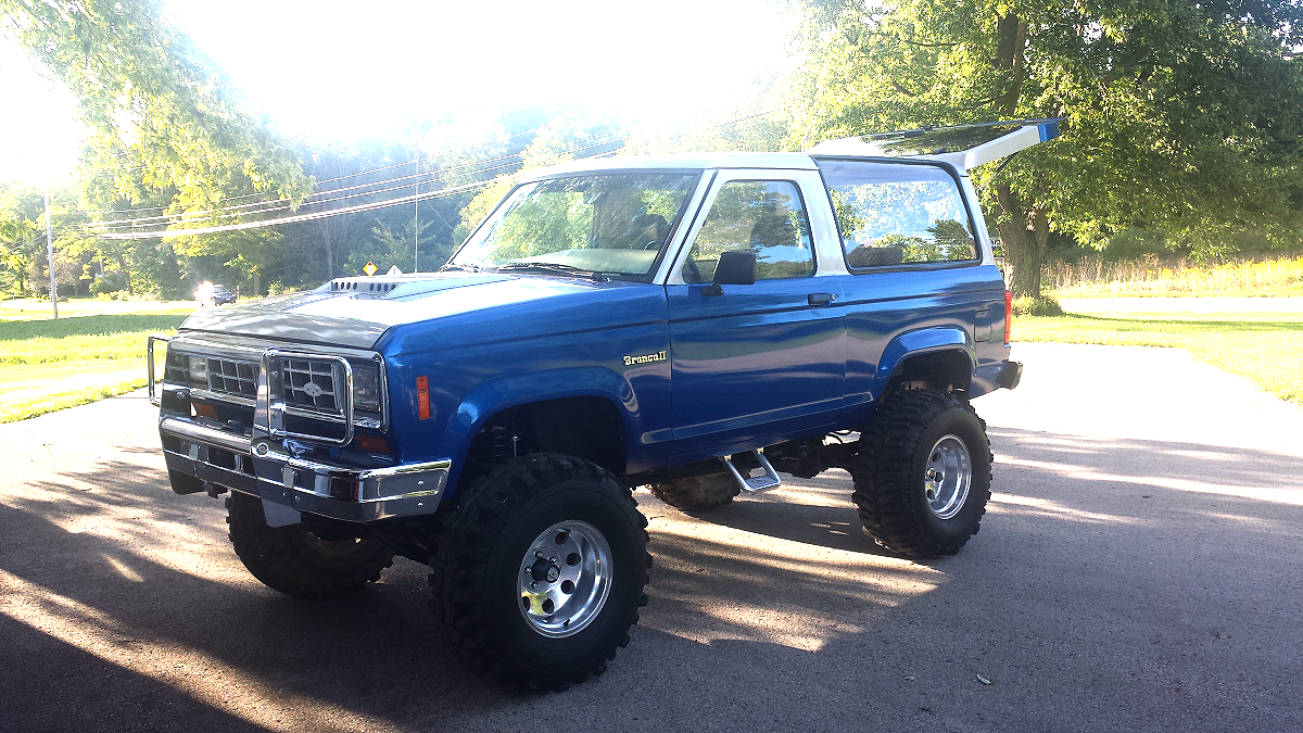 The Junkyard & Spare Parts Bronco II