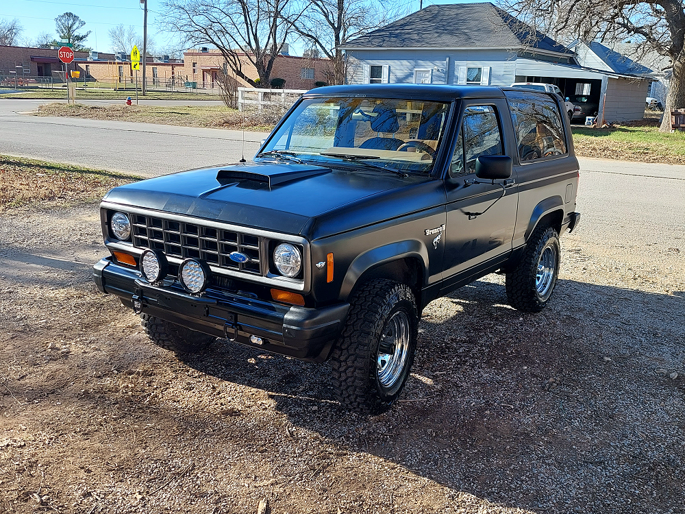 Ford Bronco II Rust-Oleum Paint Job - Finished
