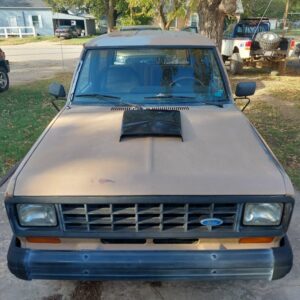 Ford Bronco II hood scoop