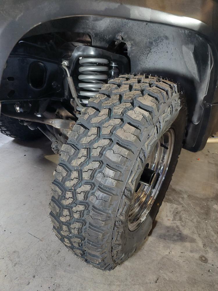 1984 Ford Bronco II XLS B2 Marauder front suspension and Americus Rugged M/T tires.