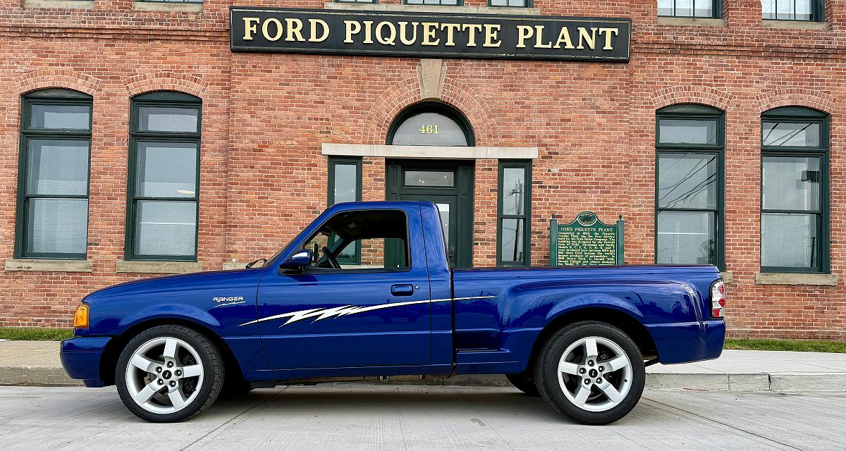 2002 Ford Ranger Lightning Bolt Concept