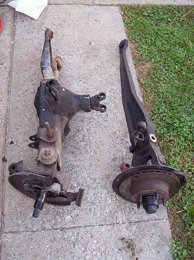 4WD axle beam next to 2WD axle beam