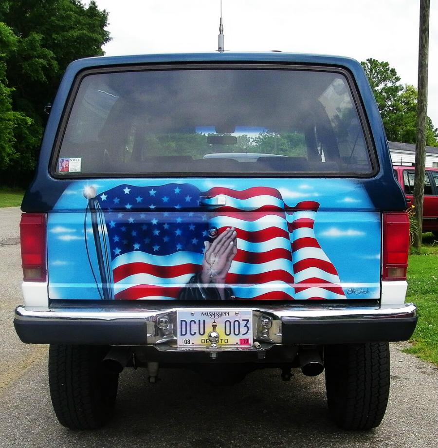Ford Bronco II American Flag airbrushed on rear gate