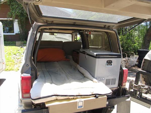 Overlanding Ford Bronco II Sleeping Platform