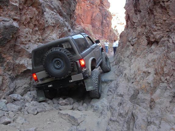 4x4Junkie 1990 Ford Bronco II on the trail