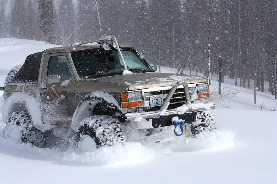 Chop Top 1989 Bronco II on 39's