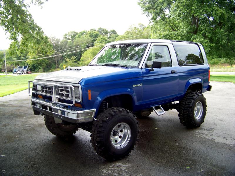 The Junkyard & Spare Parts Bronco II