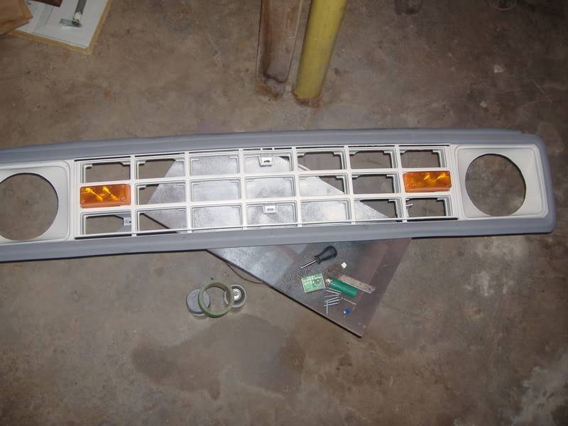 Adding rectangle amber lights to the grill to resemble an early Ford Bronco