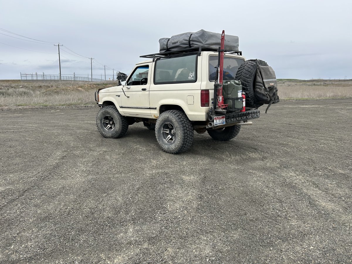 Overlanding Ford Bronco II
