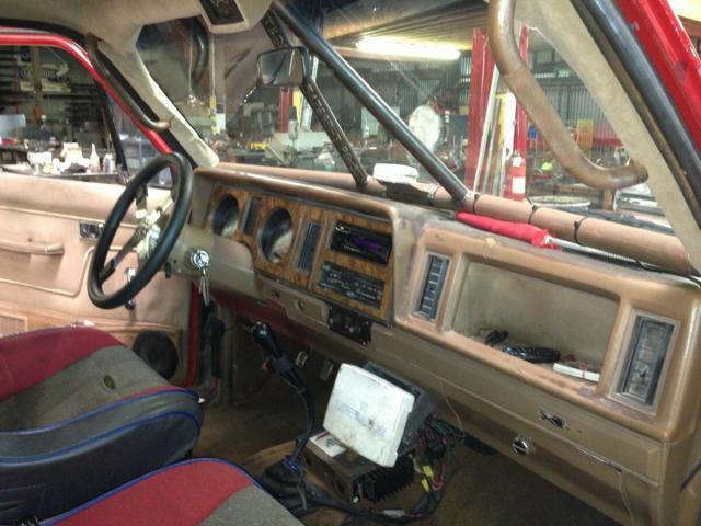 Ford Bronco II interior roll cage