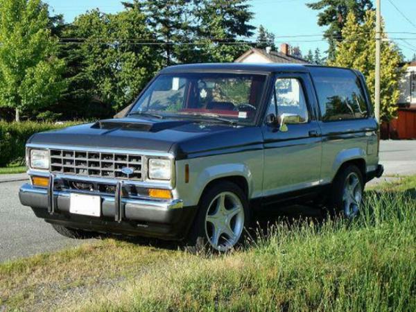 Ford Bronco II GT Muscle SUV