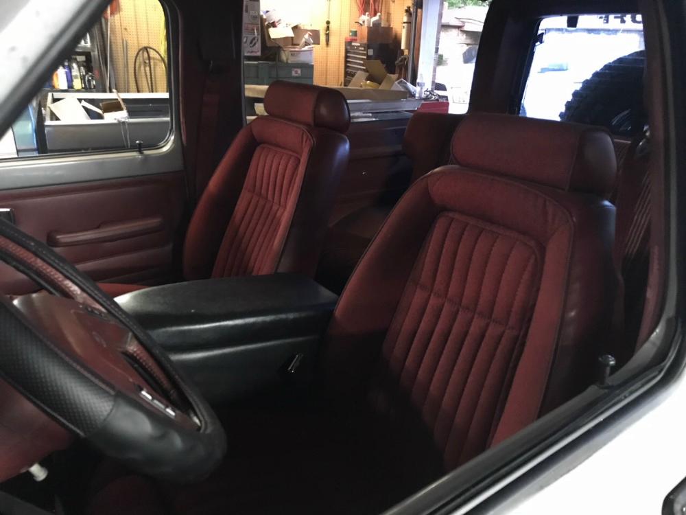 Ford Mustang bucket seats in a Ford Bronco II