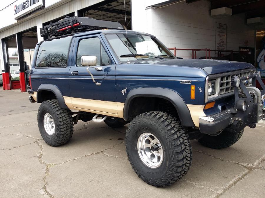 Ford Bronco II Overlander