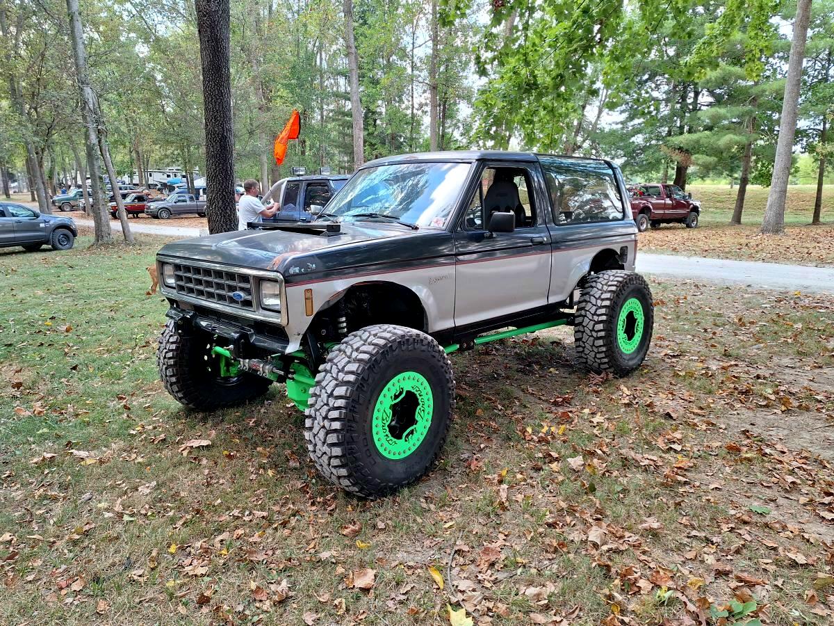 Rodneys Ford Bronco II Rock Crawler