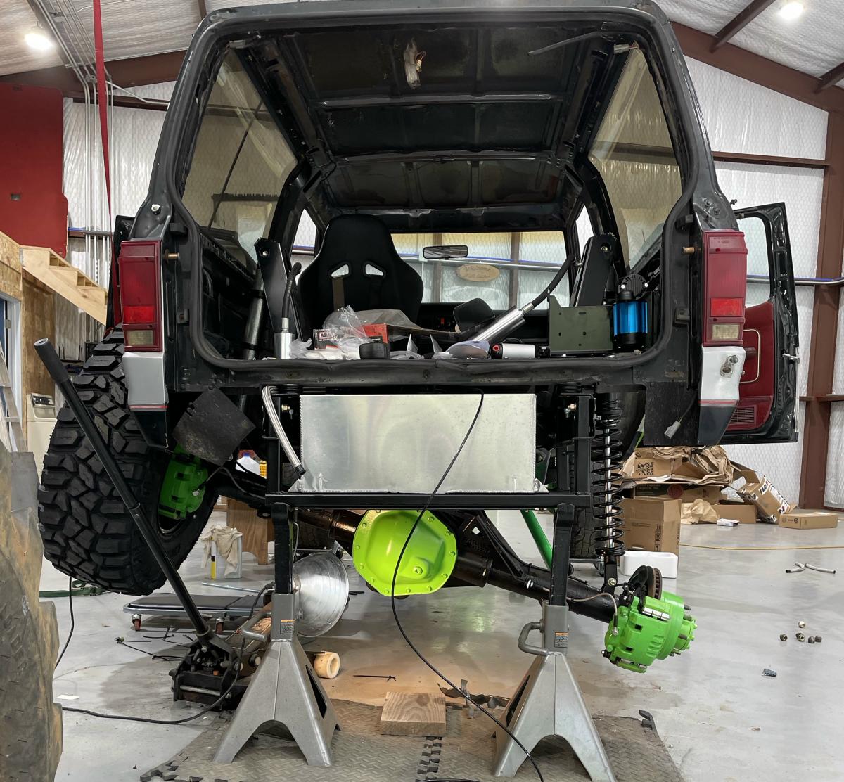 Bronco II rear suspension flexing the Dodge axle.