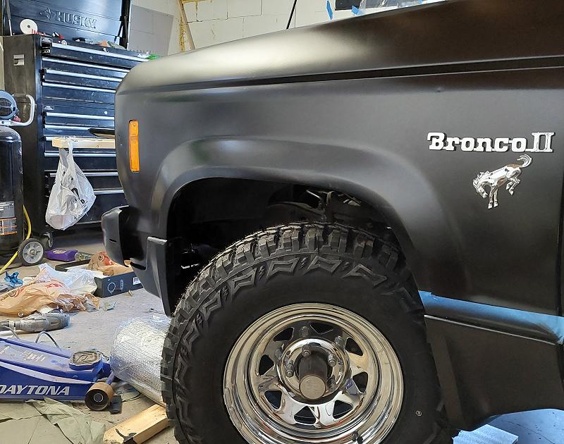 New Bronco and Bronco II emblems