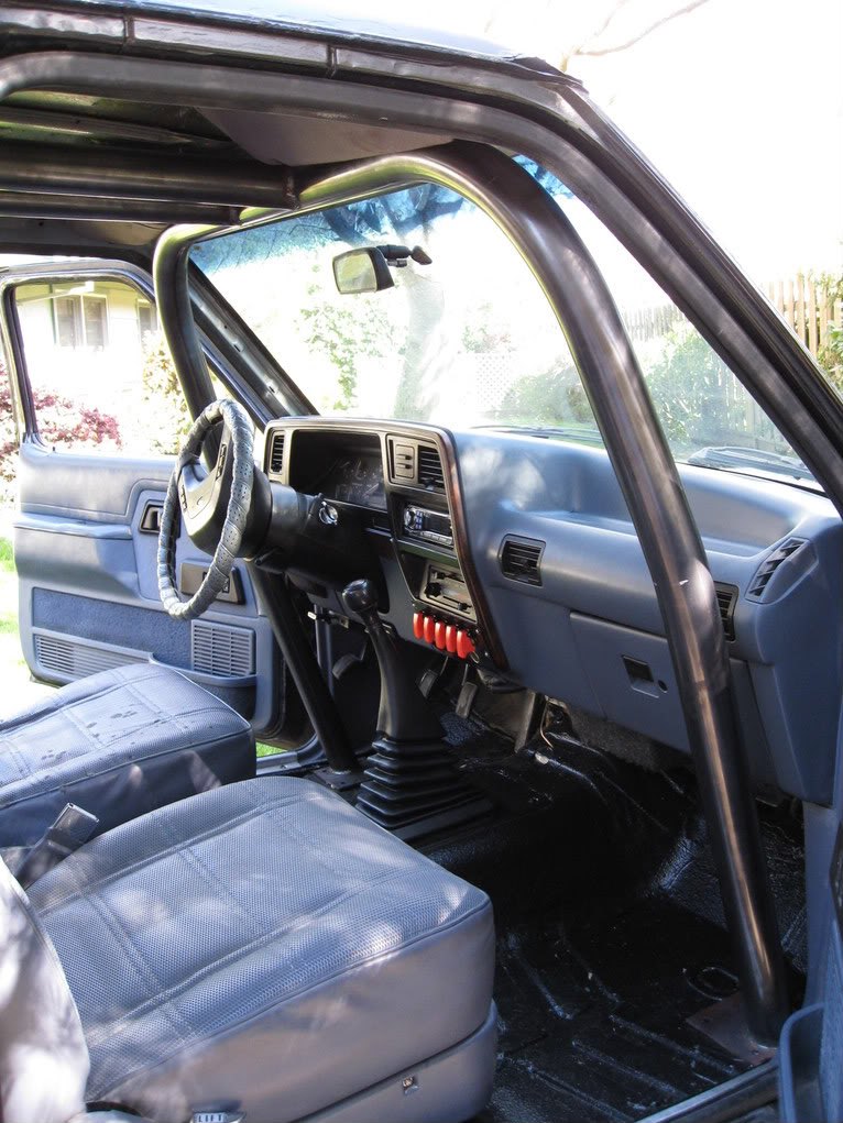 Ford Bronco II Roll Cage