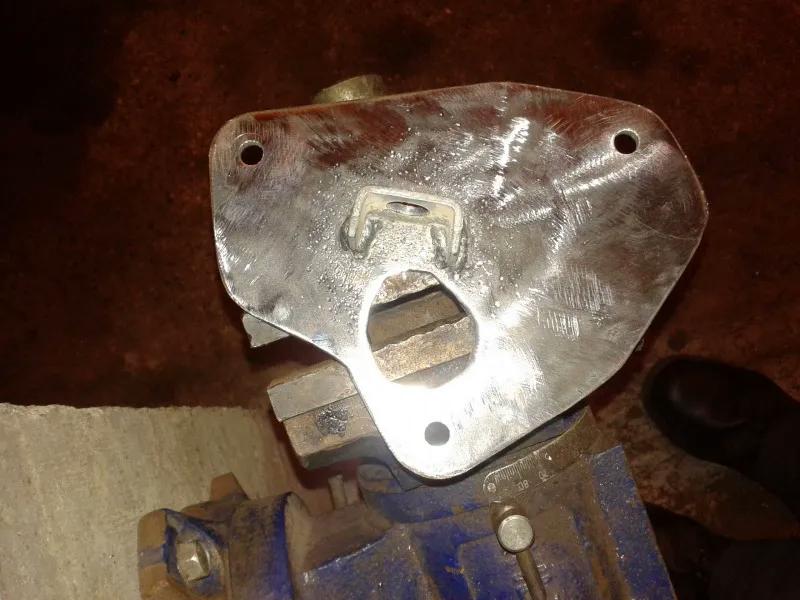 Steering plate