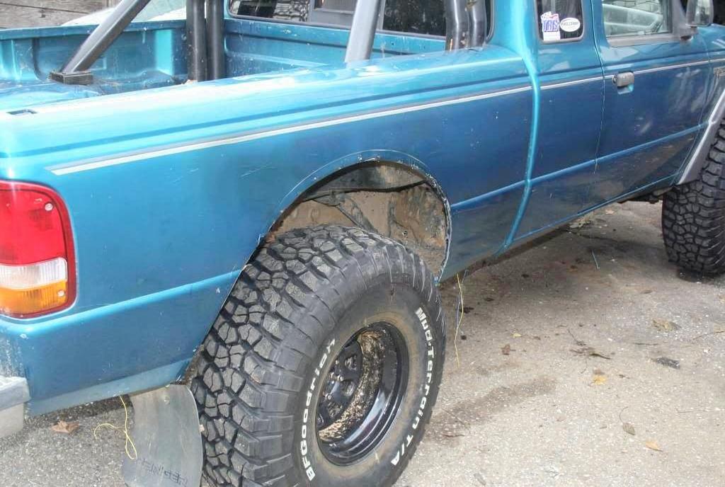 Folded fender lip