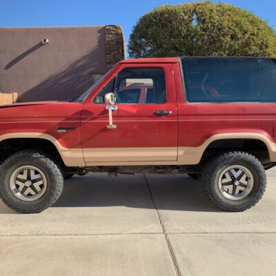 Peter Griffin 1988 Ford Bronco II