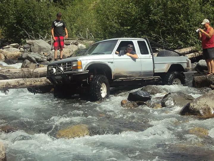 Sasquatch Ryda 1991 Ford Ranger river crossing