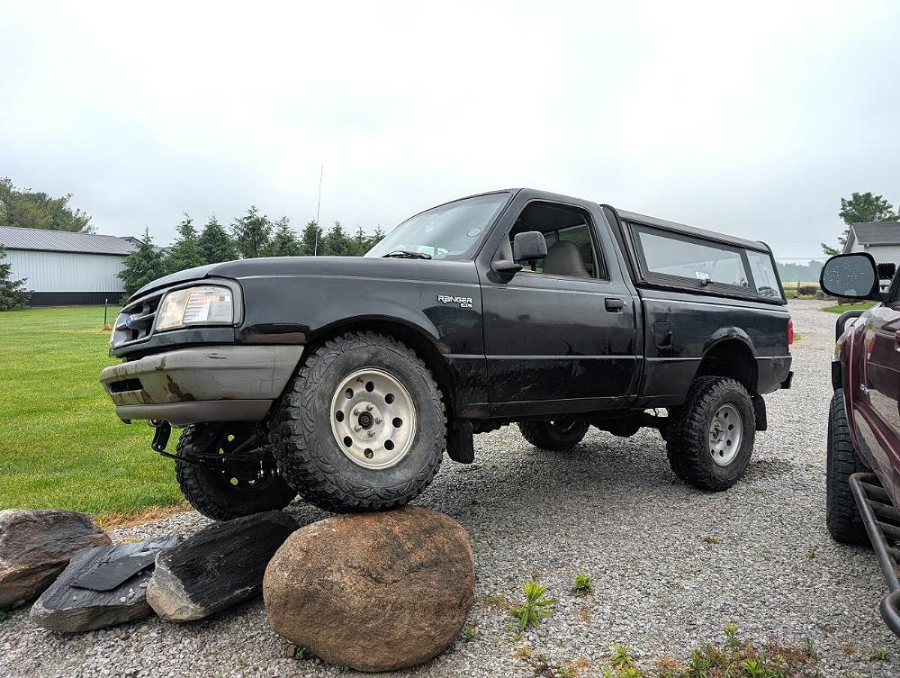 PlumCrazy's Beater SAS 4x4 Ranger