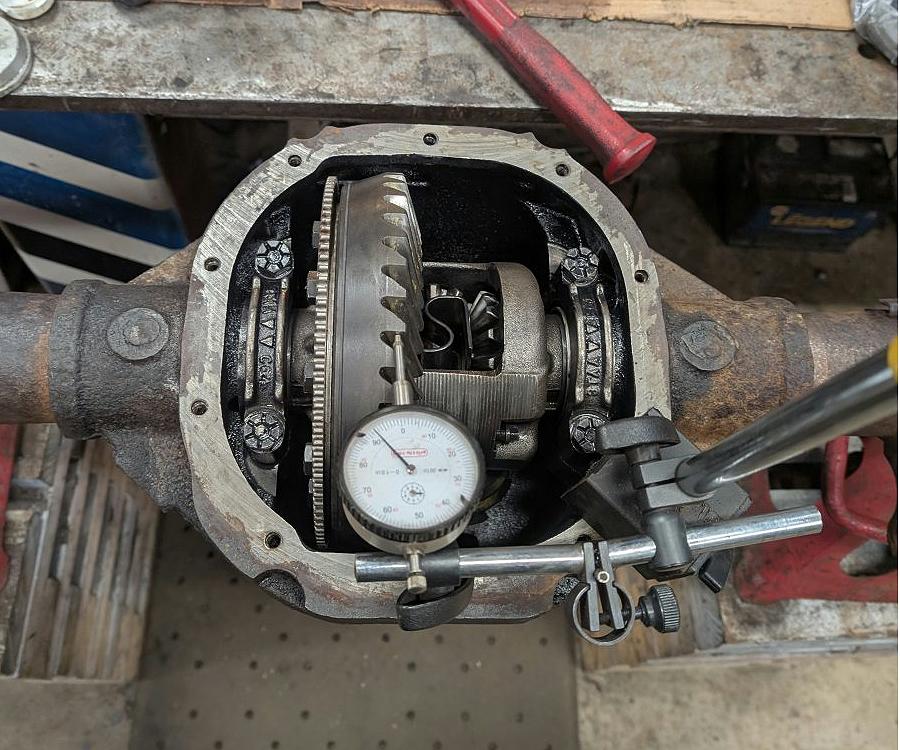 Setting up the gears in a Ford 8.8-inch axle