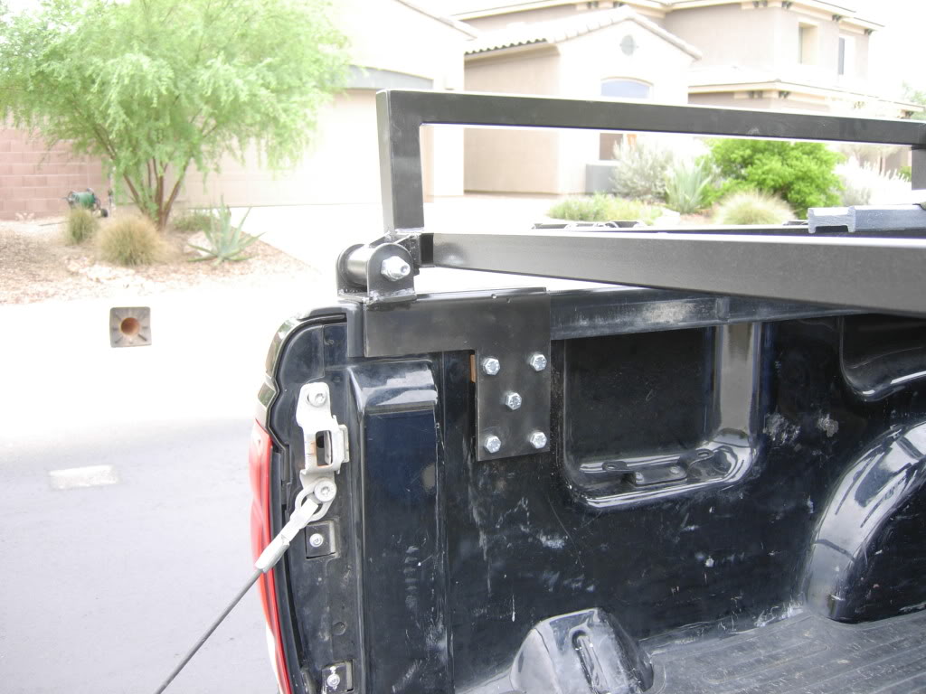 Bed rack mounting point