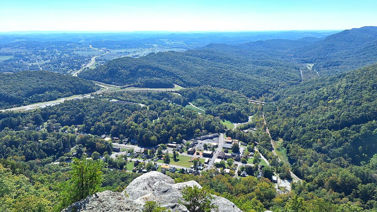 View of Cumberland Gap from Pinnacle Overlook